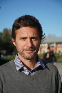 Dr. Ezequiel Gómez Caride